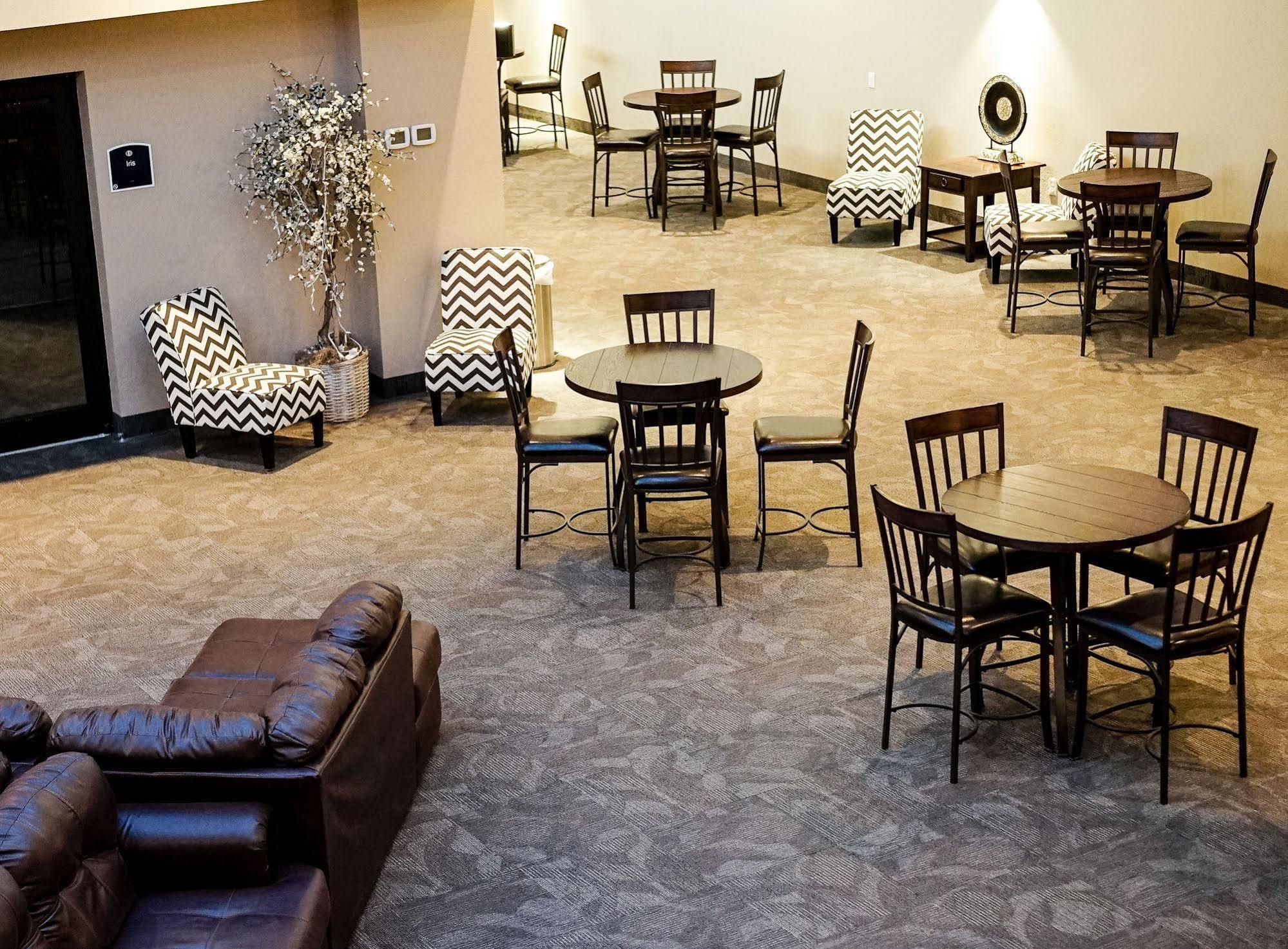 Boarders Inn & Suites By Cobblestone Hotels - Grand Island Luaran gambar